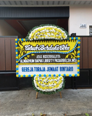 Papan Bunga Duka di Bantar Panjang